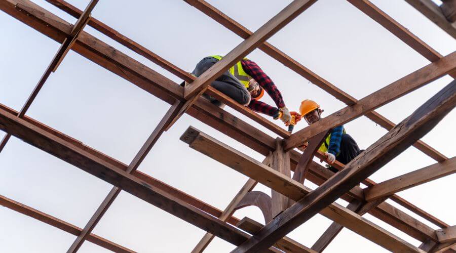 Professional gutter cleaning services in Arlington, OH